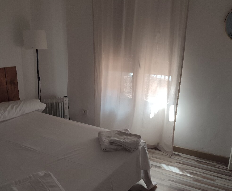 Estatua de Miguel de Cervantes-托莱多必去景点