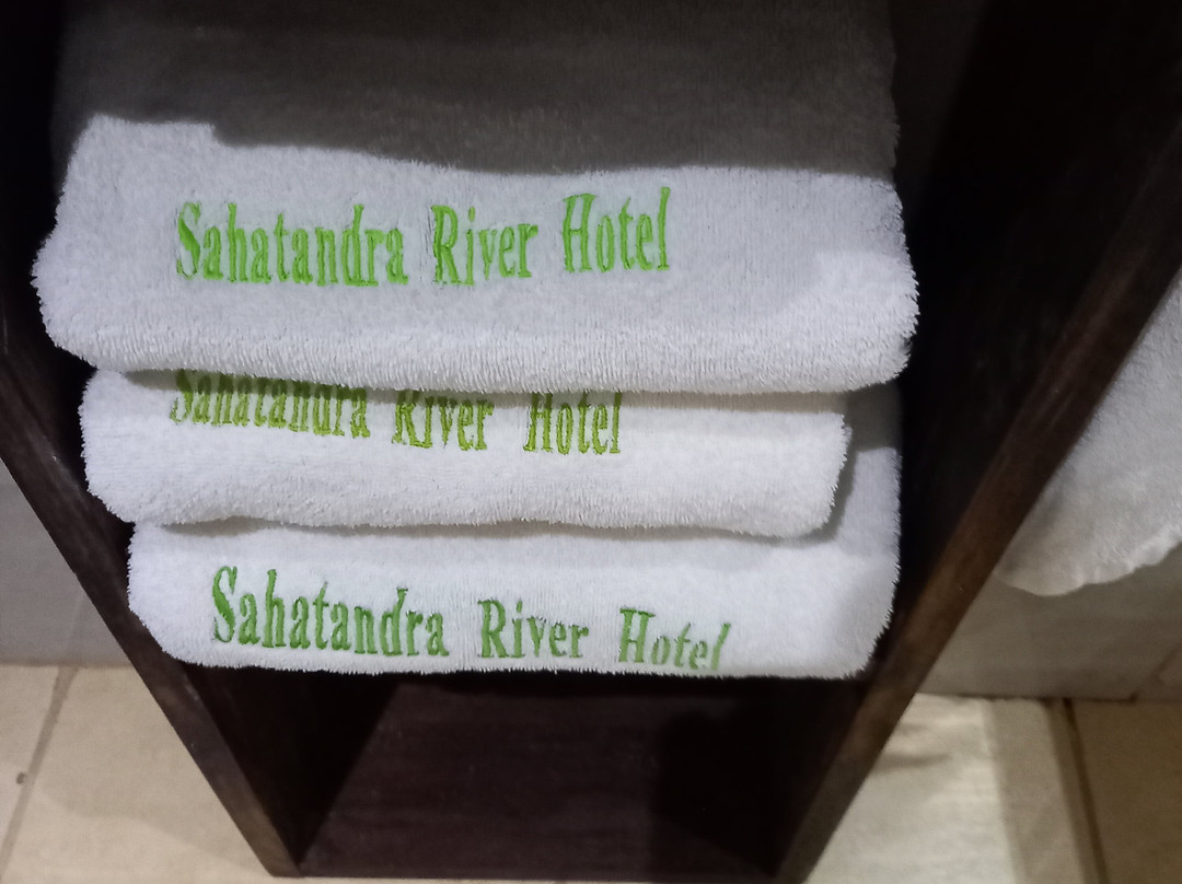 Sahatandra River Hotel主图
