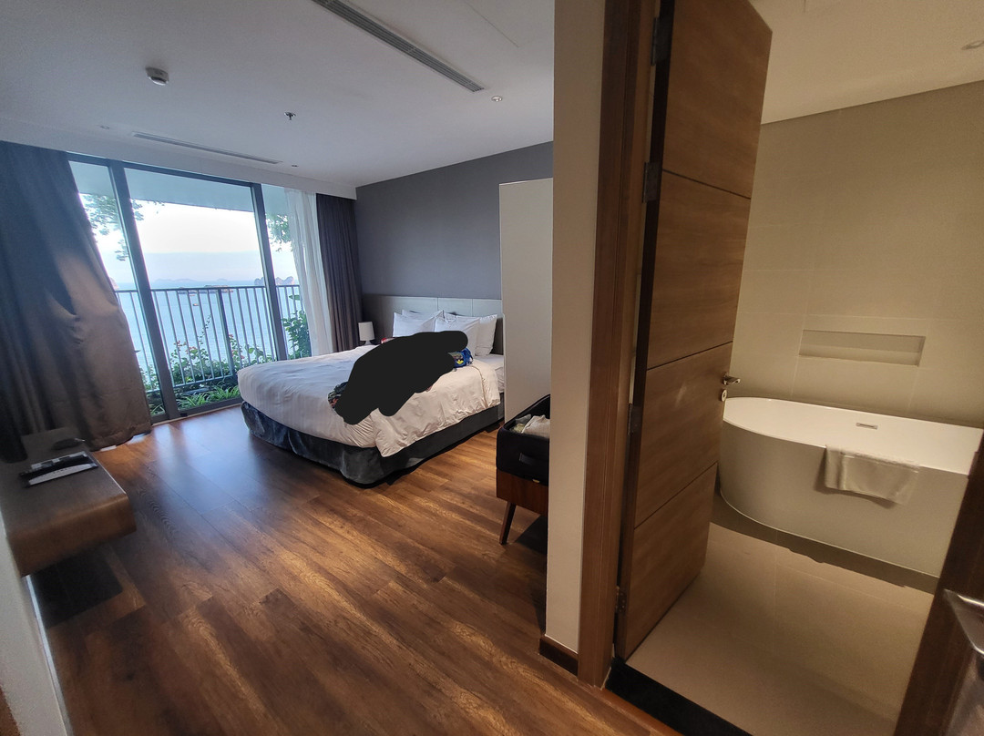 Flamingo Cat Ba Resorts主图