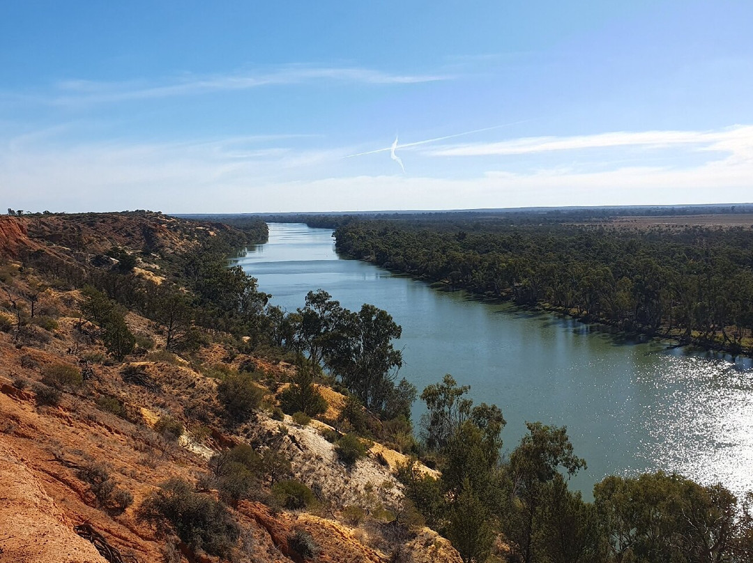 Headings Cliff-Paringa必去景点