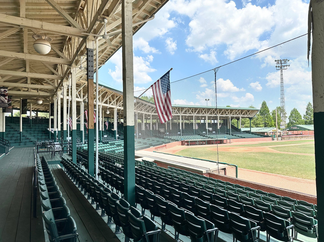League Stadium-Huntingburg必去景点