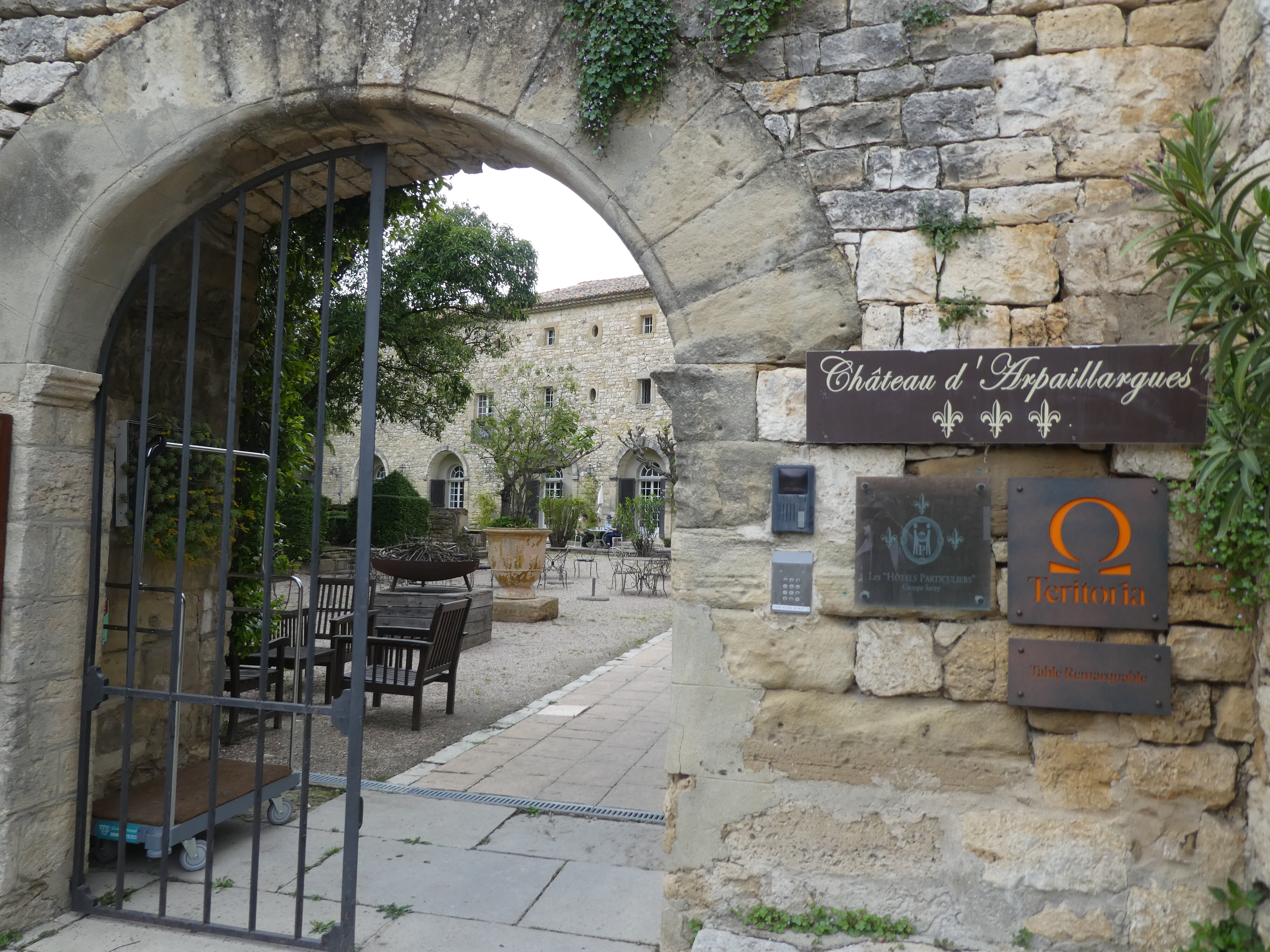 Chateau D'Arpaillargues-浴室