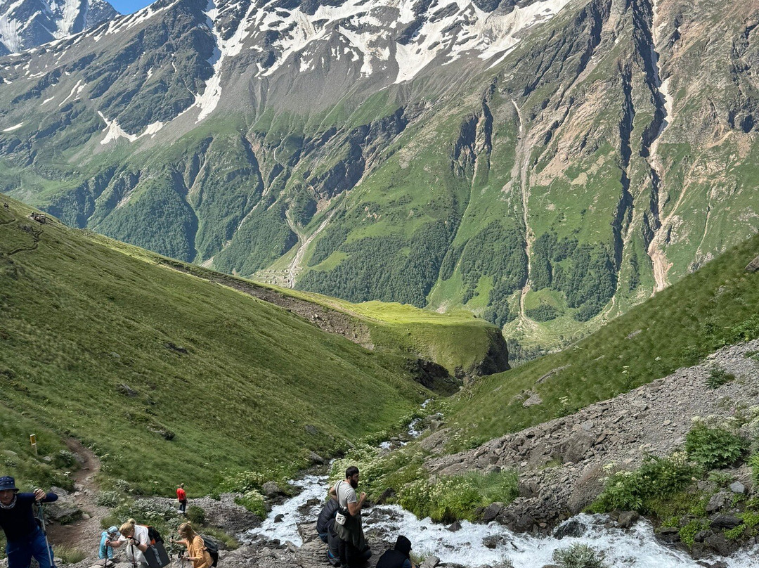 Waterfall Devichi Kosy景点图片