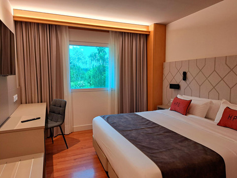 都市快捷桑坦德帕拉亚思酒店主图