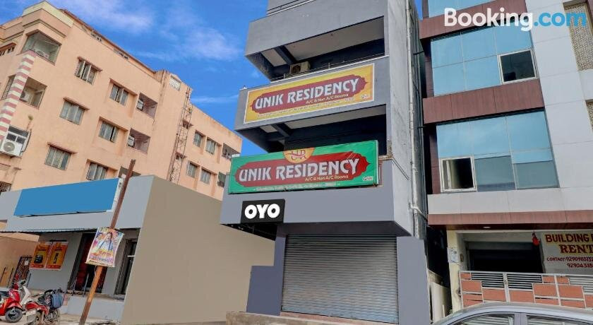 Spot On Unik Residency