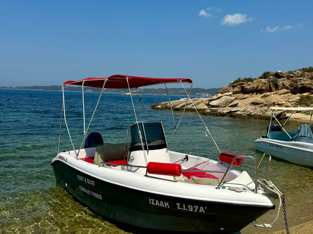 Lampou Rent A Motor Boat景点图片