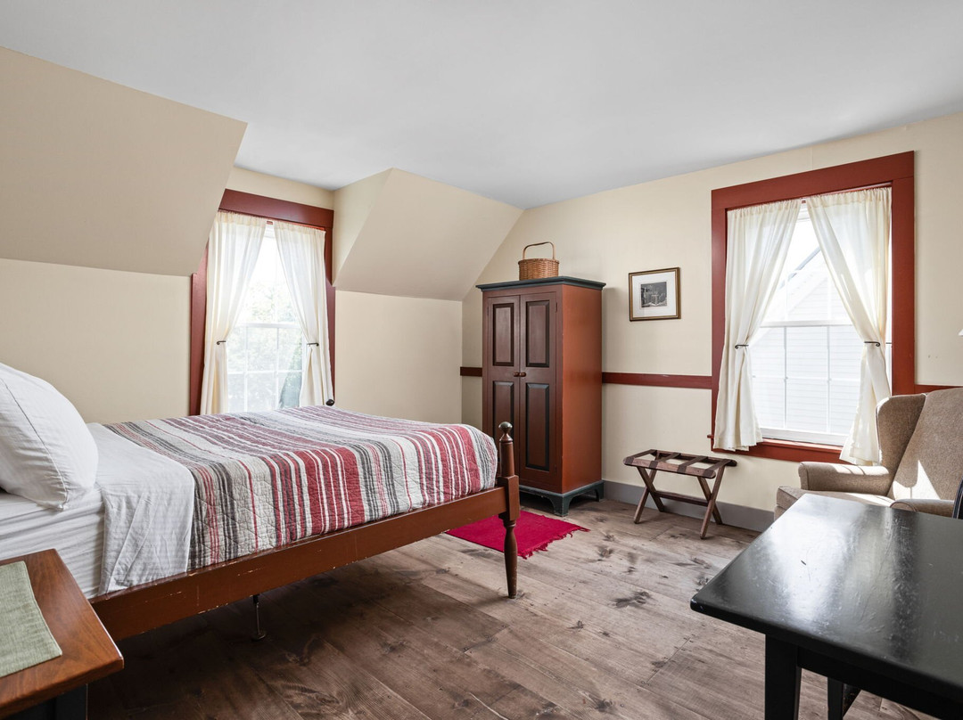 Artists Colony Inn主图