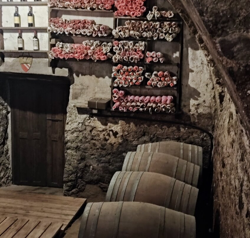 Cantina Barone a Prato dal 1885景点图片