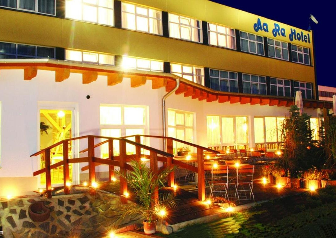Aa Ra Hotel主图