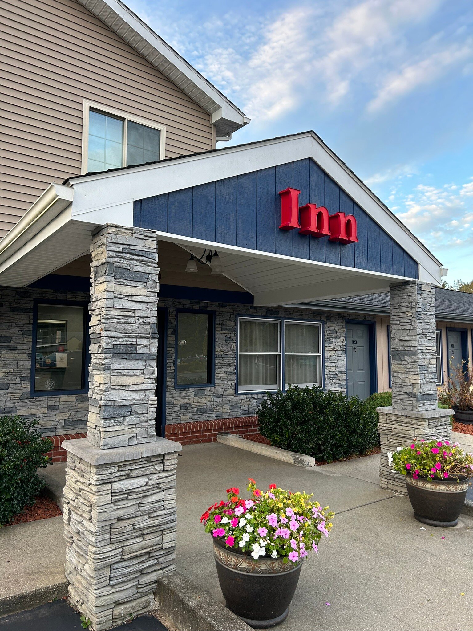 Quiet Corner Inn-官方