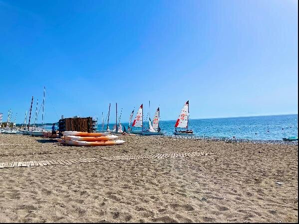 Levante Beach Resort主图