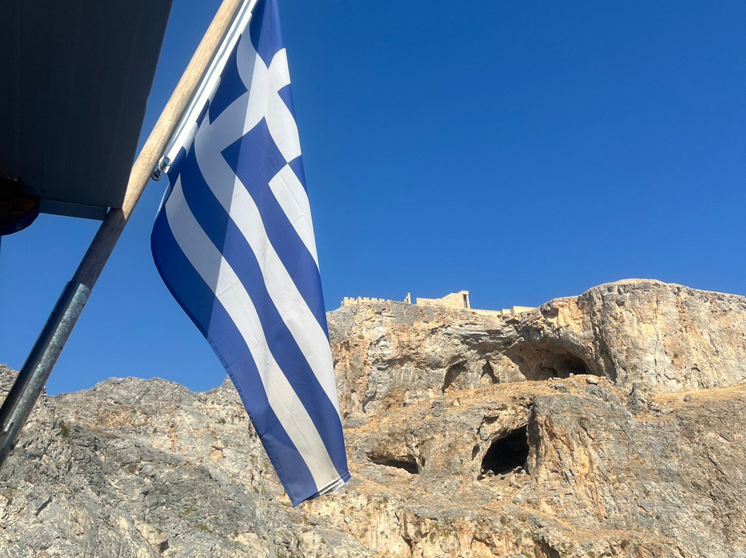 Captain Vasilis Boat Tour景点图片