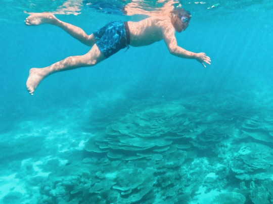 Jade Boat-蓝湾必去景点