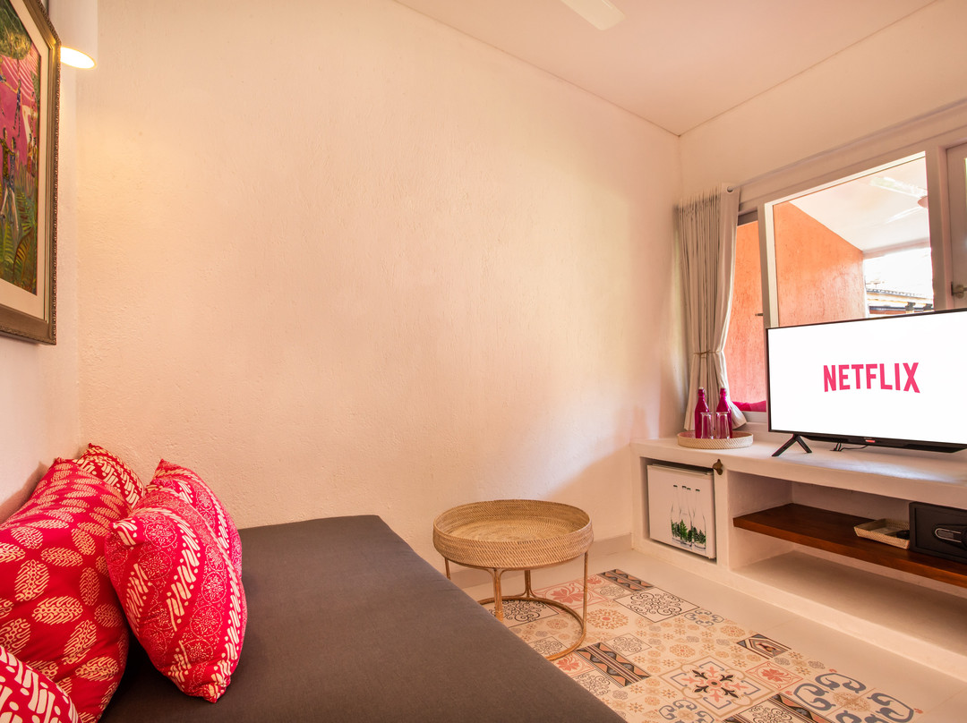 Pinkprivate Sanur - For Cool Adults Only主图