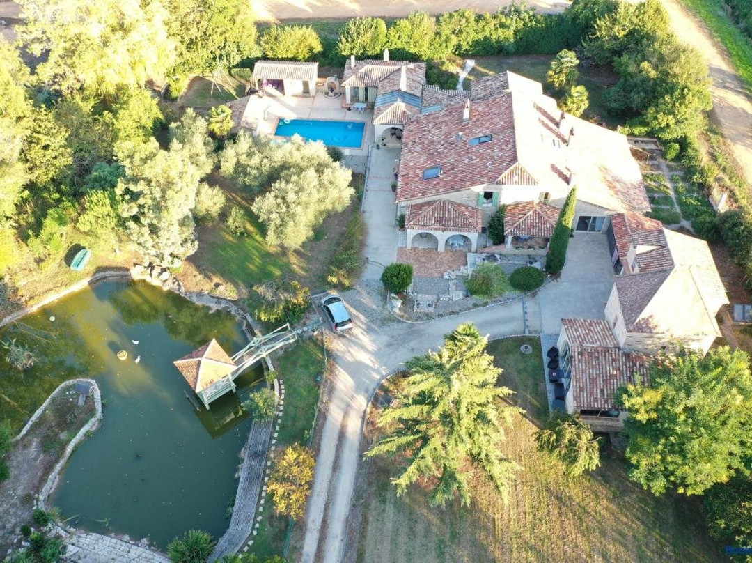 Gite Et Chambres D'Hotes Du Bois De Montpouillan主图