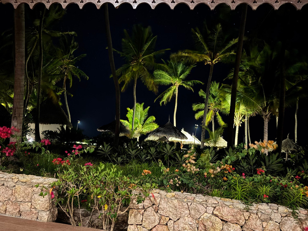 微风海滩俱乐部及Spa酒店主图