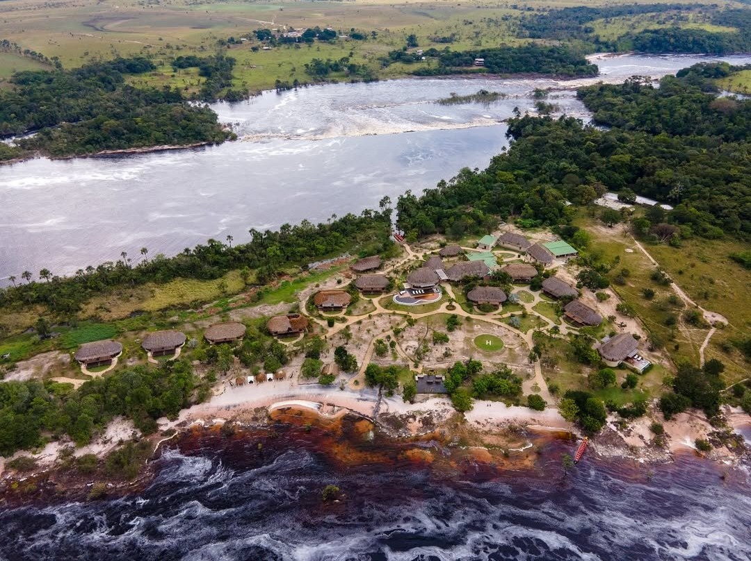 Waka Wená Lodge