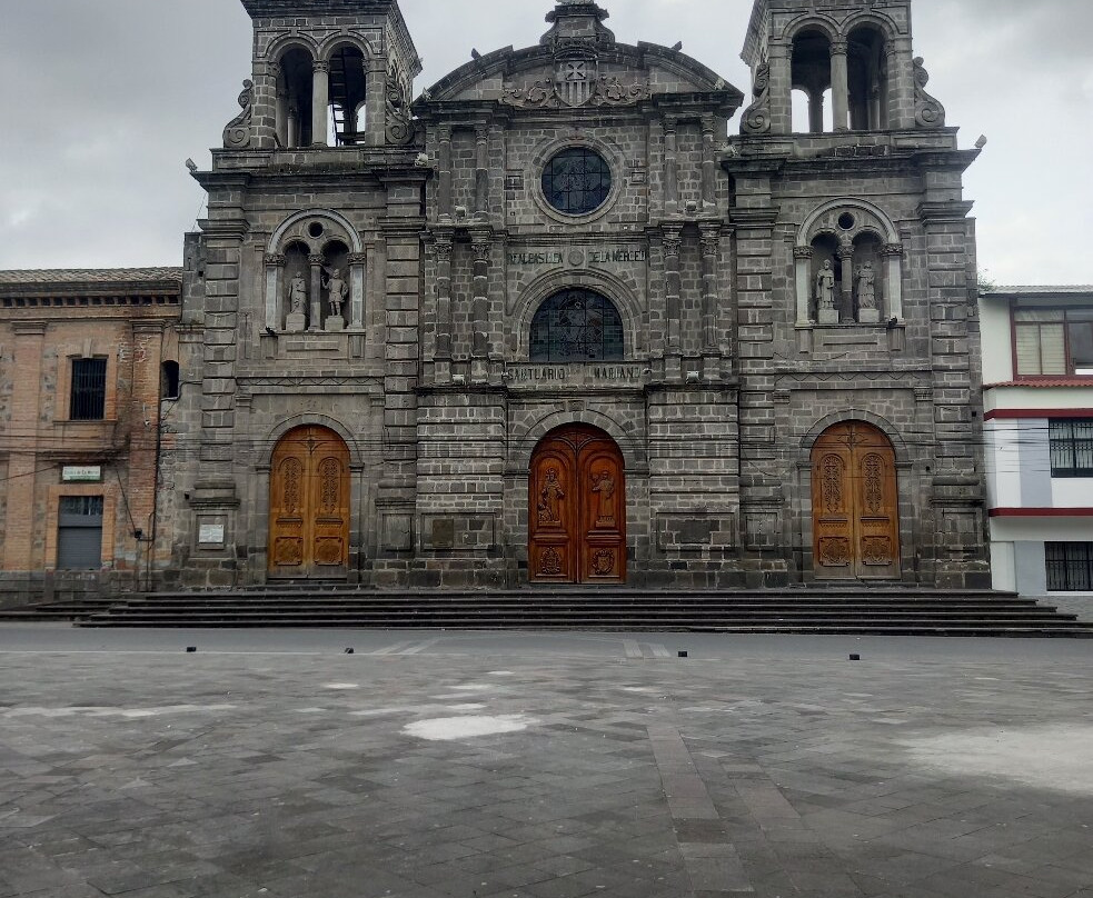 Plaza De La Merced Y Plaza Moncayo景点图片