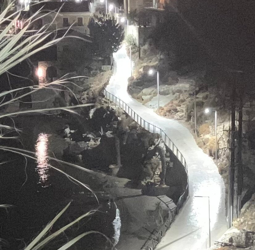 Niriides Hotel & Apartments主图