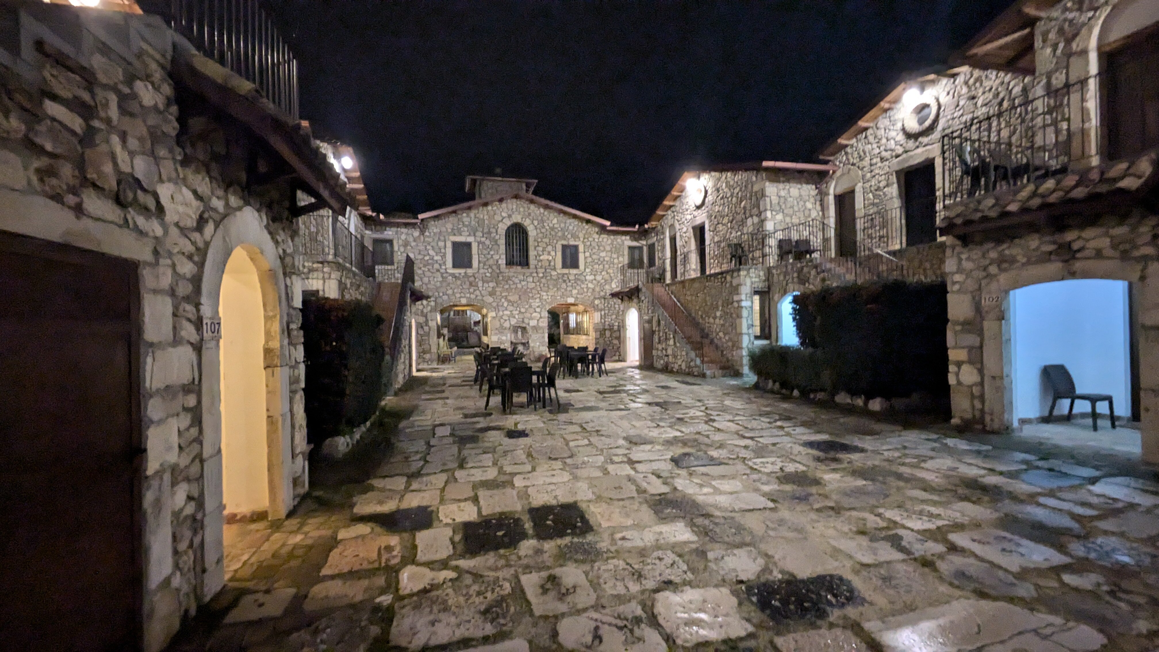 Feudo Dei Pierleoni-官方