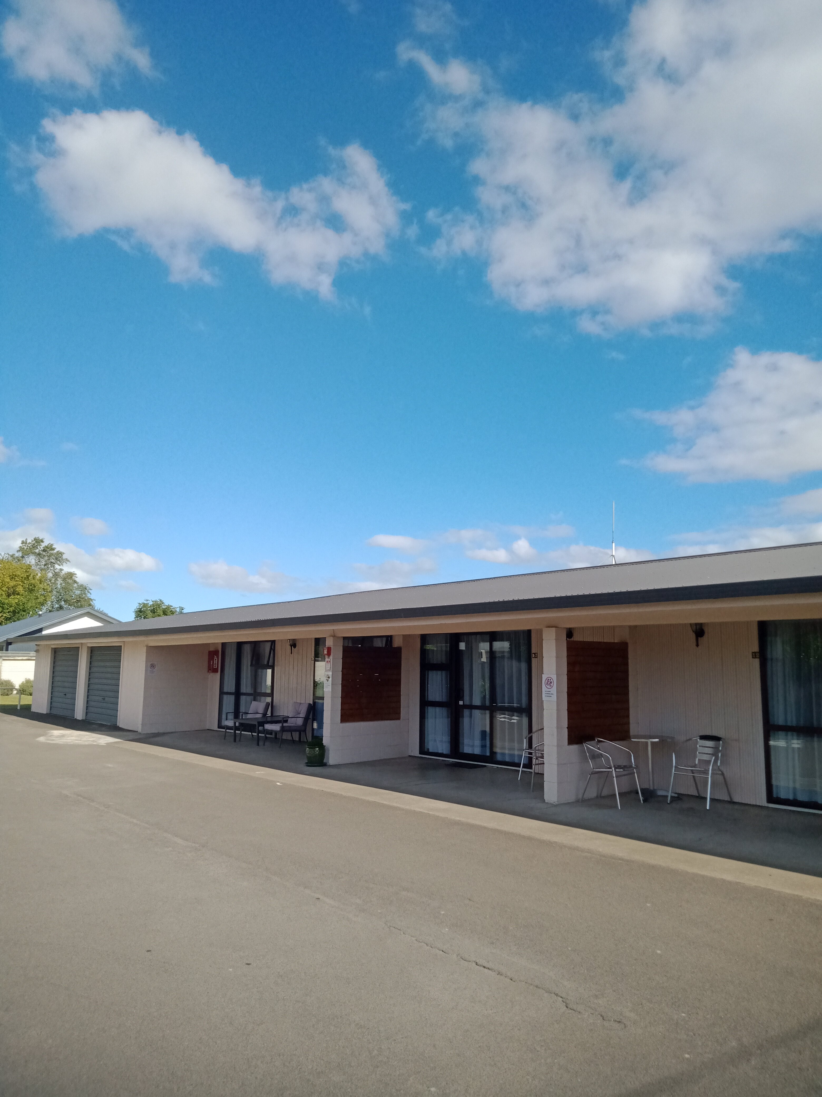 Tuki Tuki Motel-官方