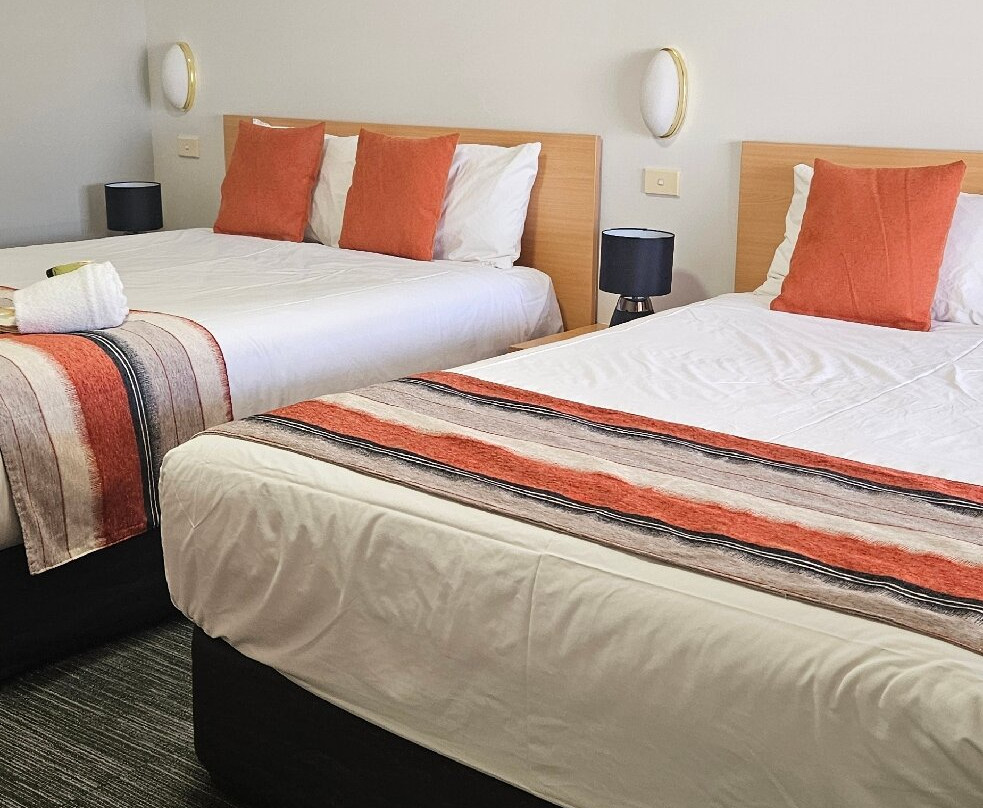 Country Gardens Motor Inn主图