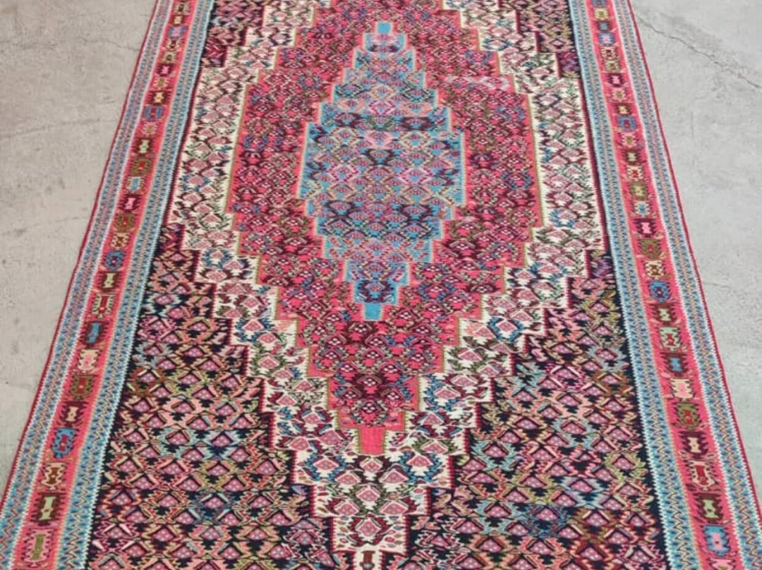 Old Orient Carpet and Kilim Bazaar景点图片
