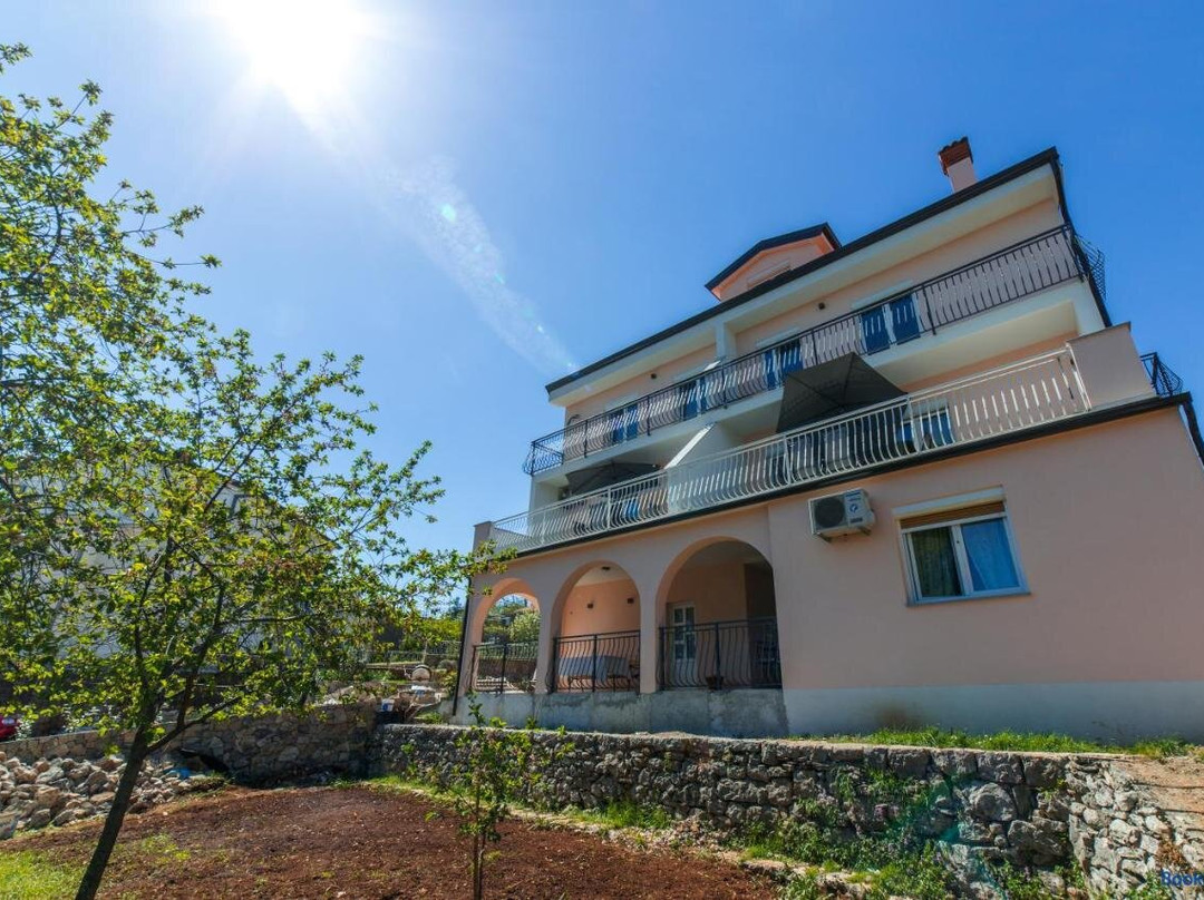 Apartments Raspolic