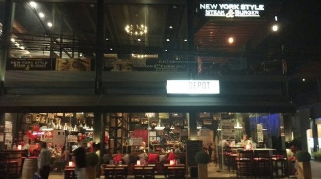 曼谷奇迹大酒店主图