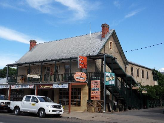 Coach House Inn主图