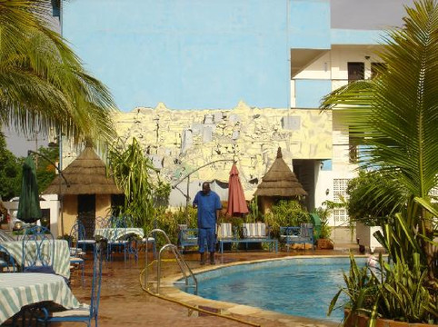 Hotel Le Rabelais主图