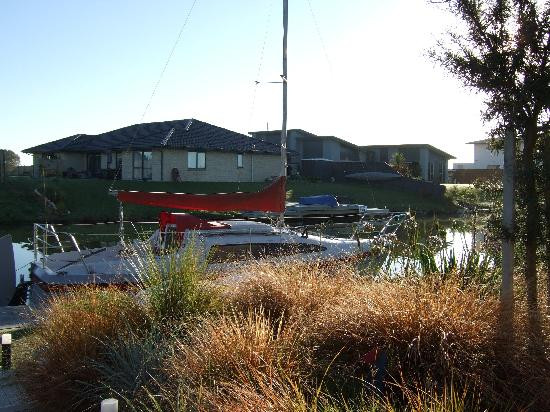 Lake Hood Homestay B&B主图