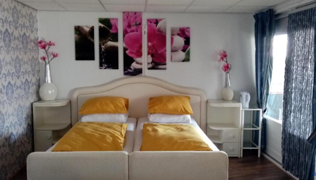 B&b Aan Het Water