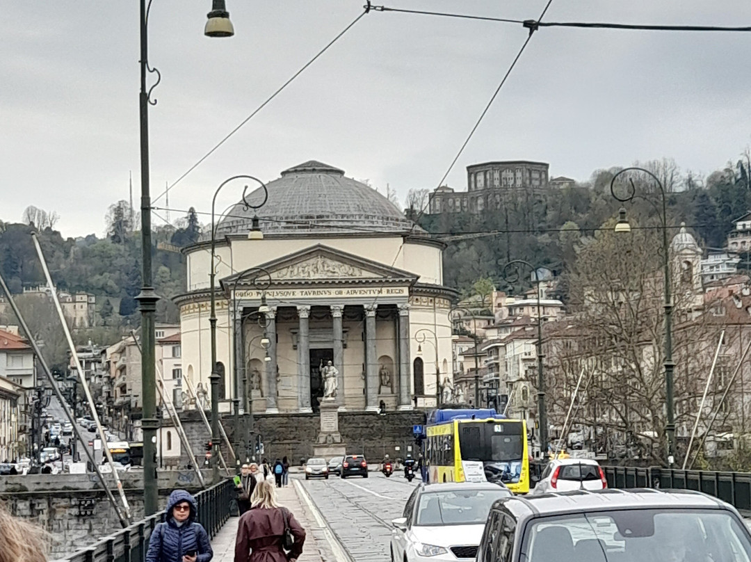 Piazza Vittorio Veneto-都灵必去景点
