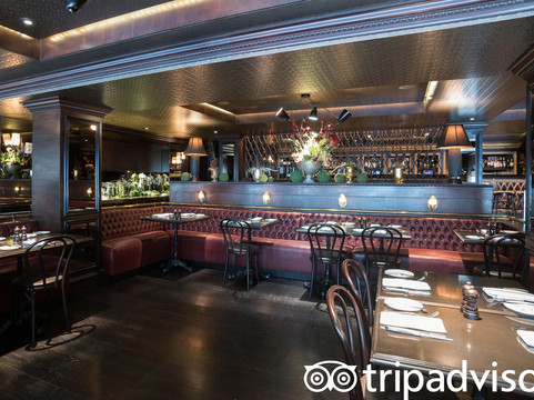 加勒瑞公园酒店主图