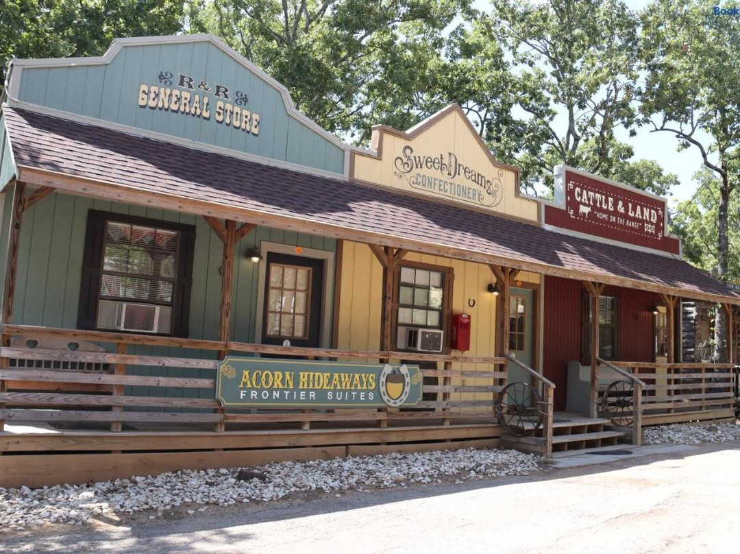 Acorn Hideaway Frontier Suites