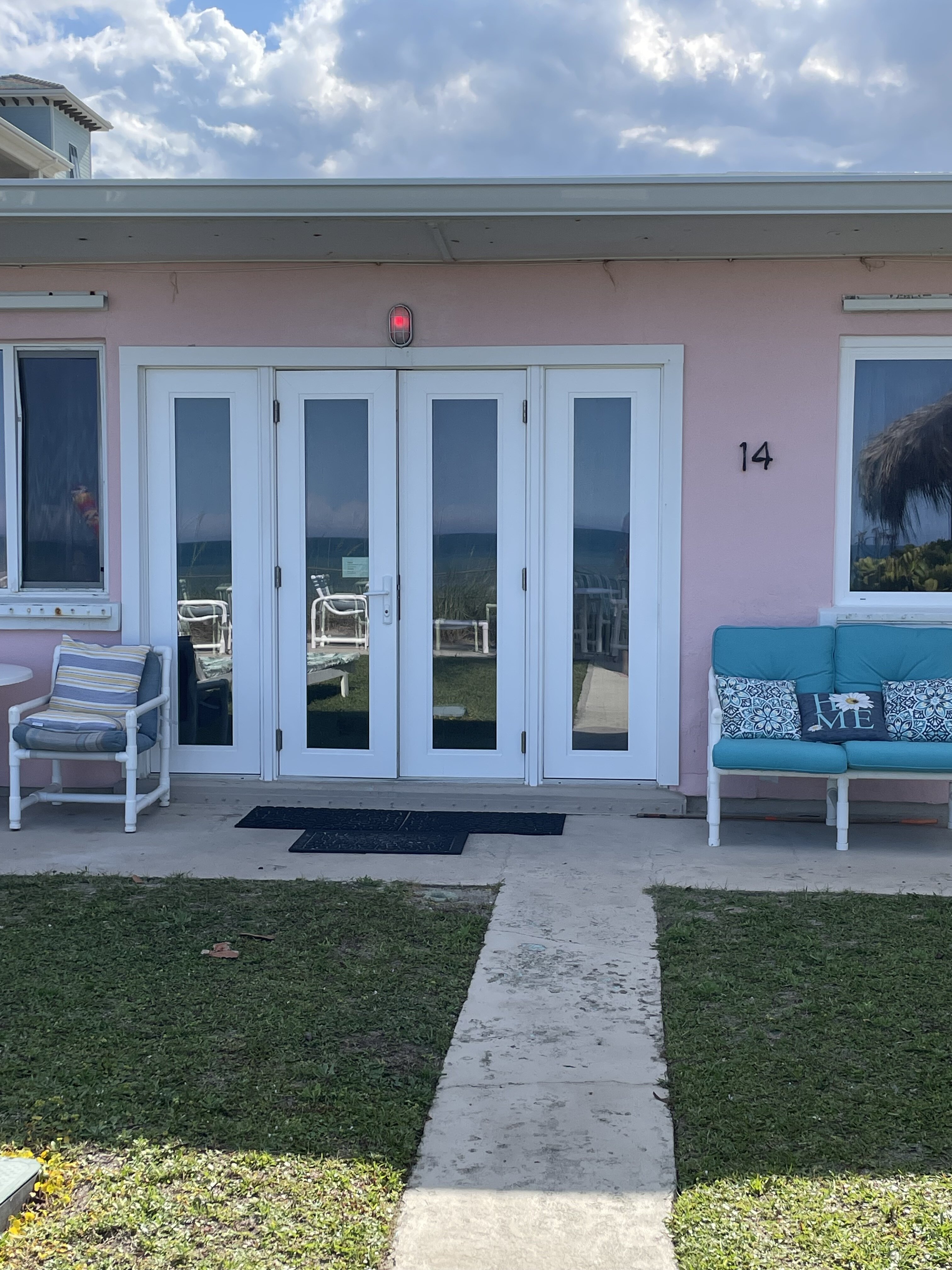 Sea Scape Motel - Oceanfront Getaway-官方