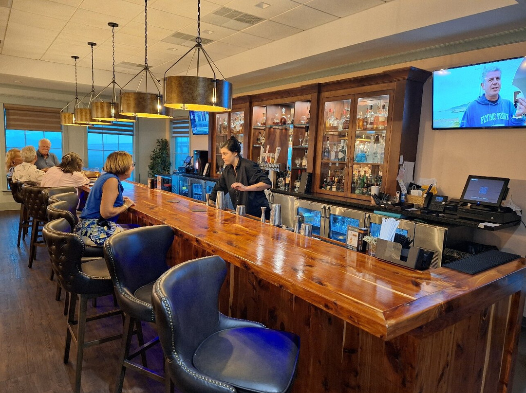 Oaks on the River主图