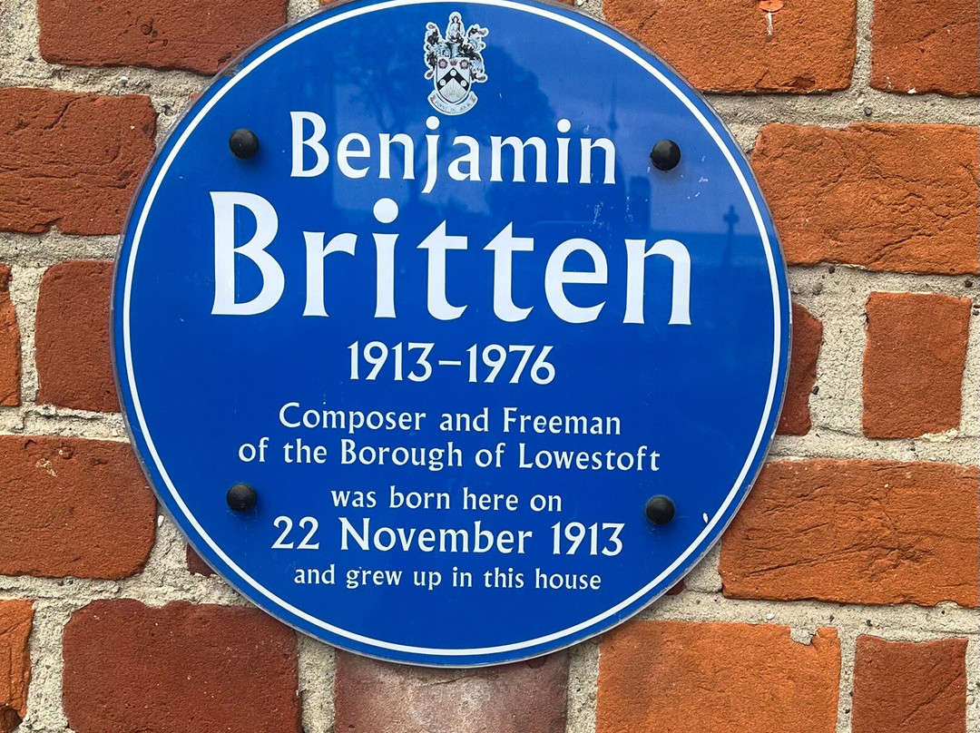 Britten House主图