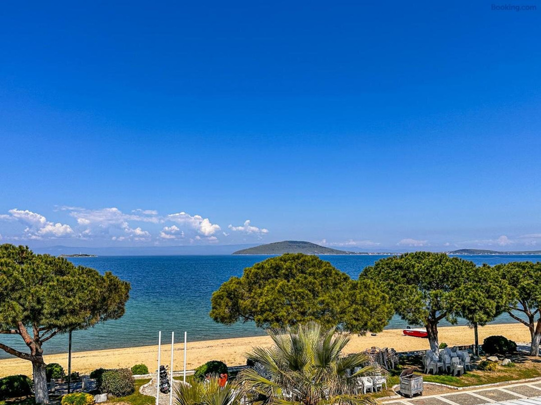 Grand Avşa Beach Hotel