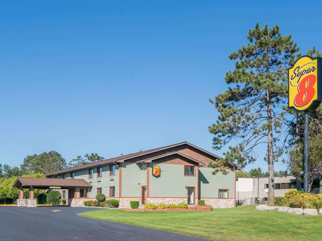 East Gull Lake酒店住宿-Super 8 by Wyndham Baxter/Brainerd Area