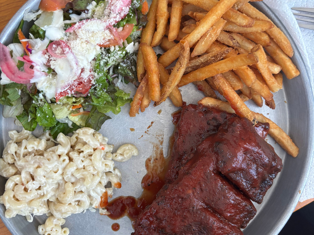 Latitude 22+ Ocean View Roadhouse Bar-卡波圣卢卡斯必去景点