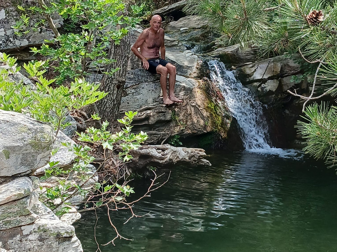 Waterfalls-Skála Potamiás必去景点