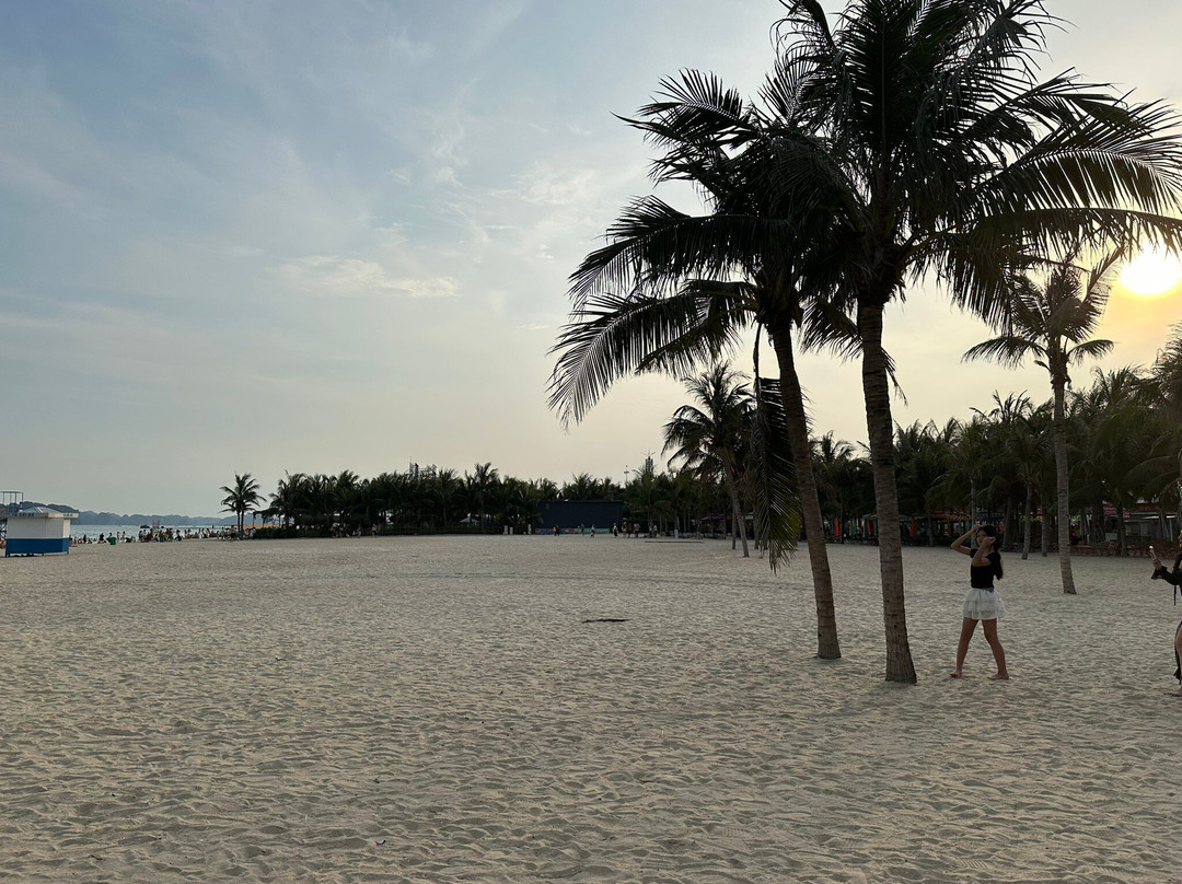 Bai Chay Beach-下龙湾必去景点