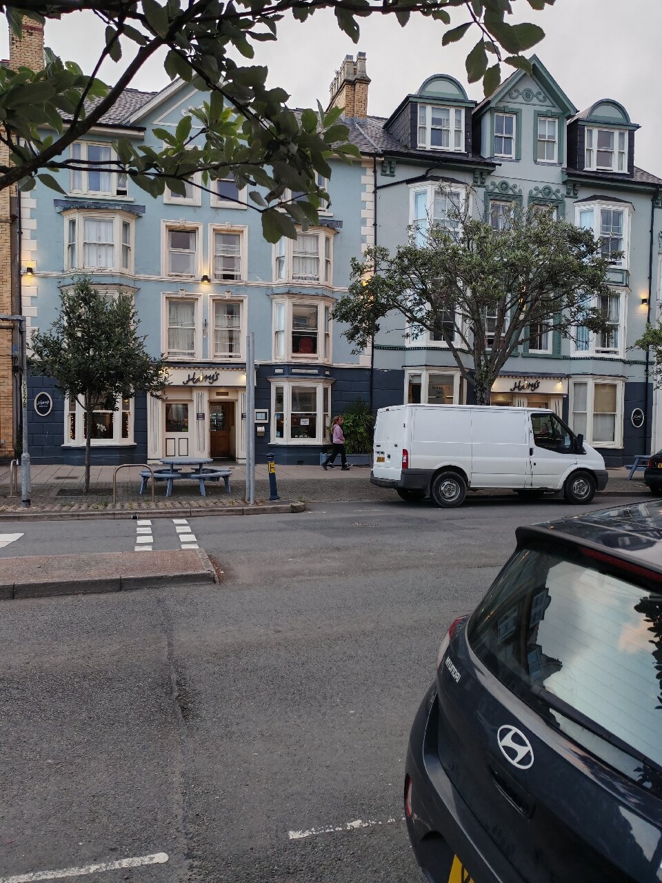 Harry's Hotel-官方