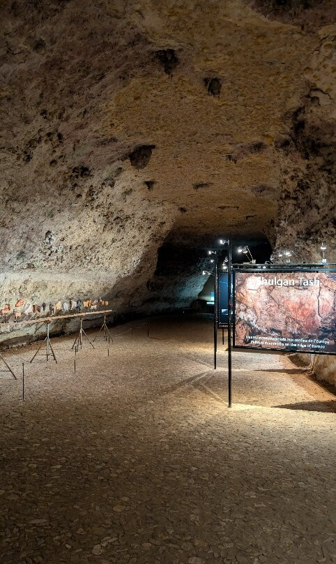 Rouffignac Cave-Rouffignac-Saint-Cernin-de-Reilhac必去景点