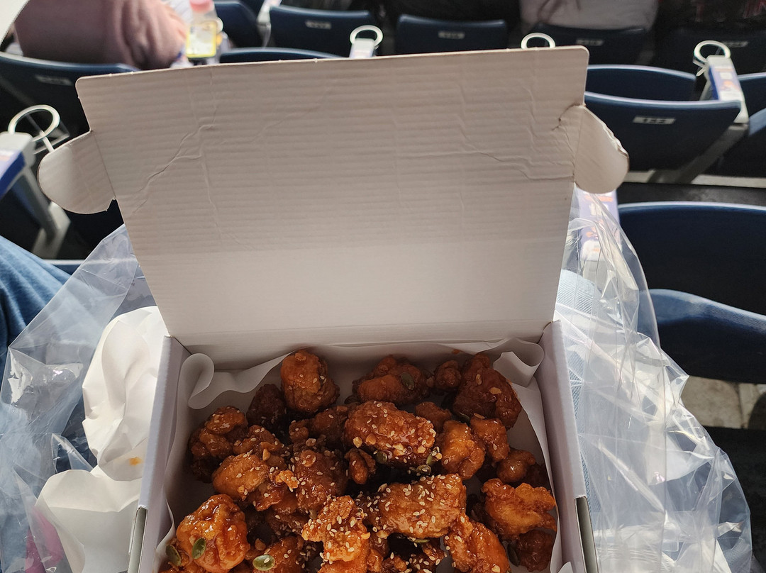 蚕室棒球场-首尔必去景点