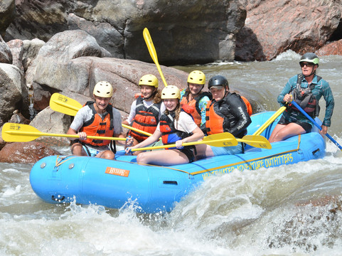 Whitewater Adventure Outfitters-卡农城必去景点