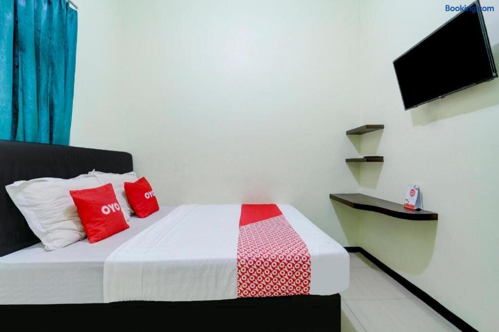 Oyo 90709 Djati Guest House