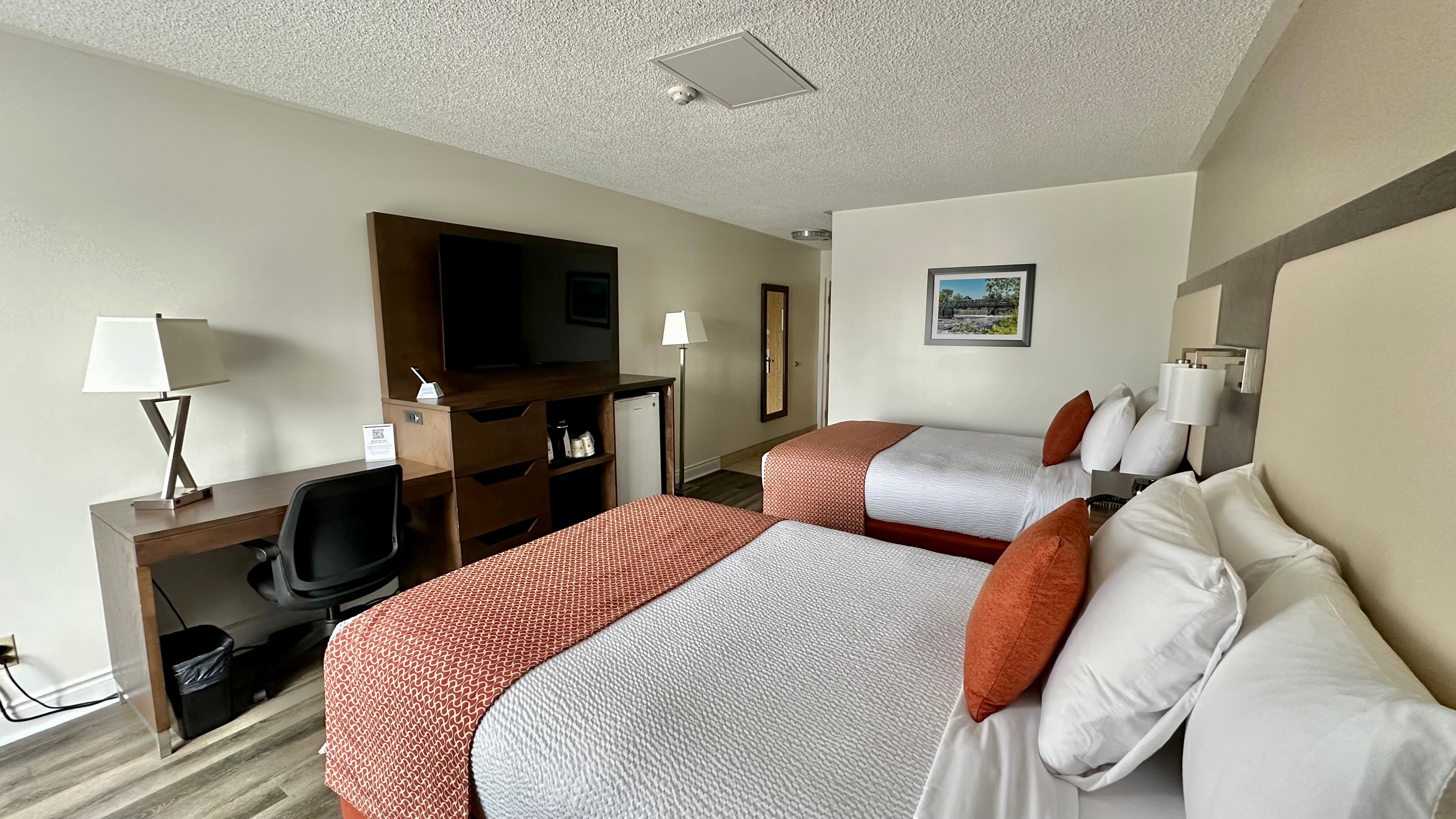 上校最佳西方酒店-客卧